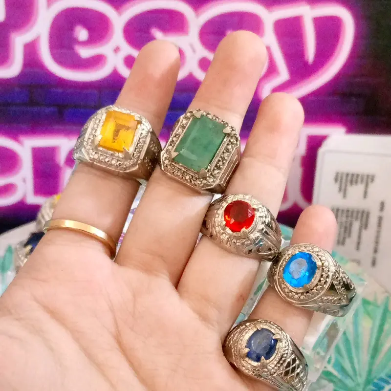 paketan lostune dan cincin 0