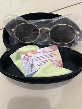 Product Review of Kacamata Hitam Wanita Fashion Oval ABL9000PR Full Set Box dan lap Sunglasses from H**B 0