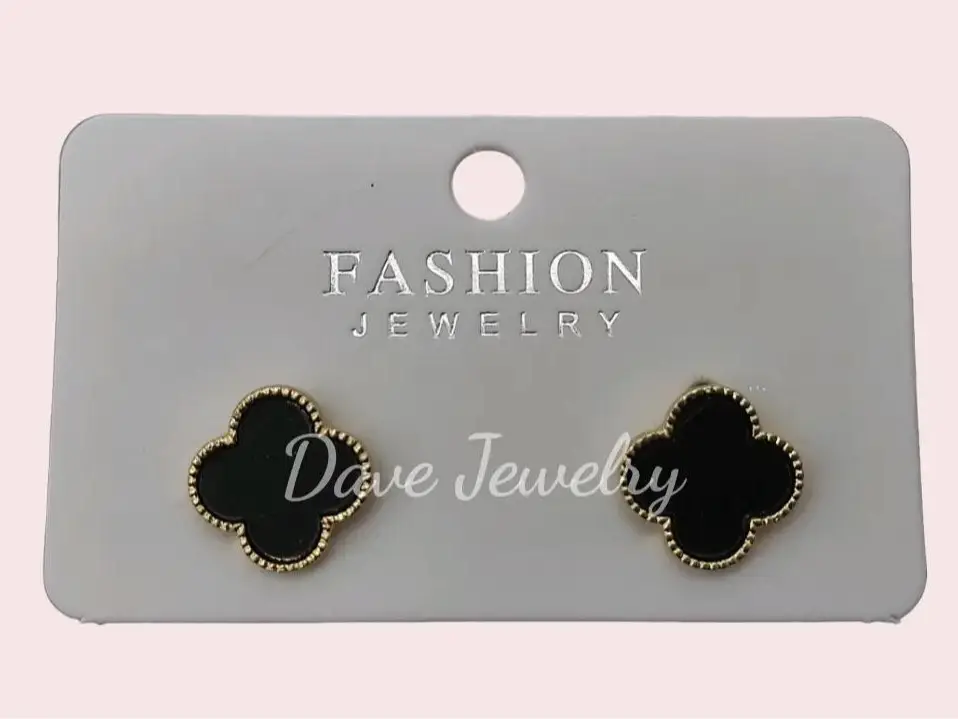 Dave Jewelry (C3303) - Anting Emas Wanita Semanggi Berdaun Empat Titanium Asli Anti Karat