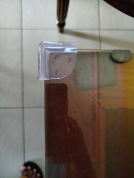 Product Review of COSY Pelindung Sudut Meja Transparan / Pengaman Siku Sudut Meja Silikon / Pelindung Siku Meja Silicone / Table Safety from M**a I**i 2**C 0