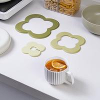 Gambar AZKO Kris Tatakan Tahan Panas Multifungsi Set 3 pcs - Hijau Alas Panci Trivet Mat Pelindung Meja Perlengkapan Dapur Tatakan Panas dari AZKO ID Kota Administrasi Jakarta Pusat 2 Tokopedia