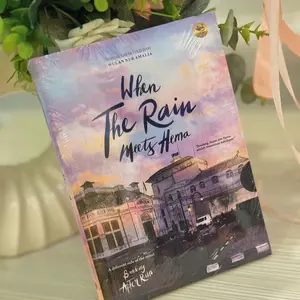 Buku When The Rain Meets Hema Soft Cover