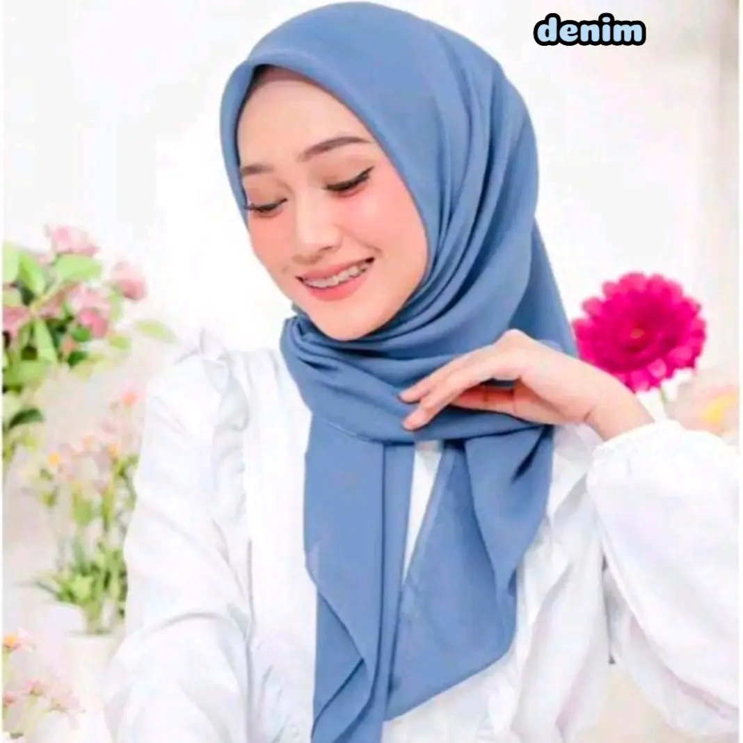 Hijab Paris Premium Jahit Tepi Anti Letoy 110x110 by Almahira