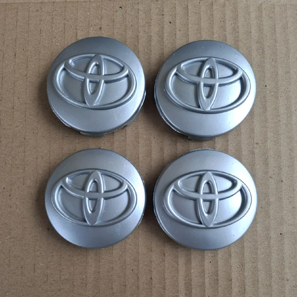 TUTUP VELG DOP RODA AVANZA VVT-I AVANZA OLD 2005-2015 Car