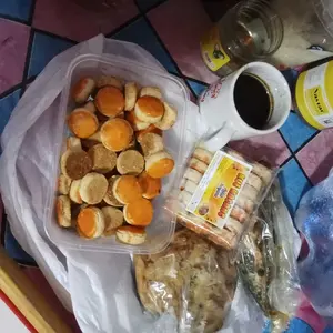 Kue Kacang Enak By Aulia Royana Diameter kue 3cm Kemasan 120gr Isi 21 Biji Khas Banyuwangi