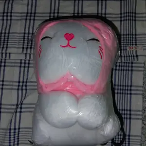 Boneka Lucu Kucing Boneka Lembut Mainan Mewah Kucing dengan Penutup Mata Kado Anak Plush Toy Buah Dolls