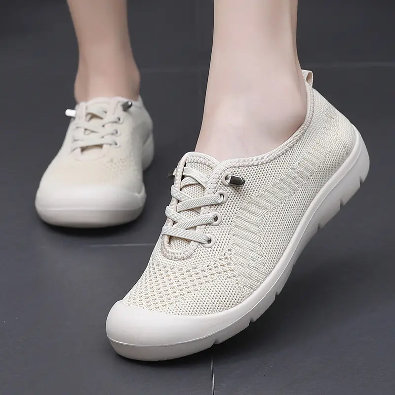 New summer casual shoes Lightweight comfortable breathable mesh shoes suitable for outdoor and work Wear shoes suitable for women in sizes 35-41