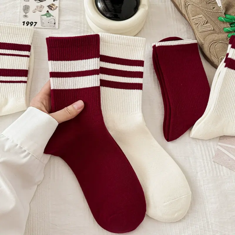 M1130 Kaos Kaki Oldschool Motif Garis 2 & garis 3 wanita panjang warna red merah white putih gaya vintage retro premium Women socks 6