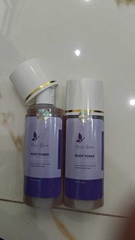 Product Review of TONER BADAN MARLENA isi 2 BOTOL FREE KAPAS Melembutkan UNTUK BADAN  Mencerahkan Tubuh Niacinamide Kotoran Memutihkan Memudarkan from M**H A**N M**A 2