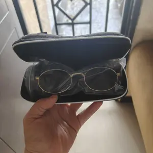 【COD& Paket Kotak】Kacamata Hitam Elips Retro Untuk Pria Dan Wanita Mengemudi Kacamata Anti-UV Pantai