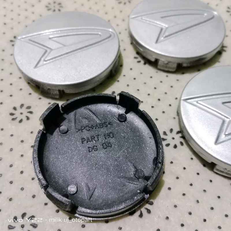 Dop roda tutup velg daihatsu xenia lama xenia all-new diameter 5.7cm cat silver 3