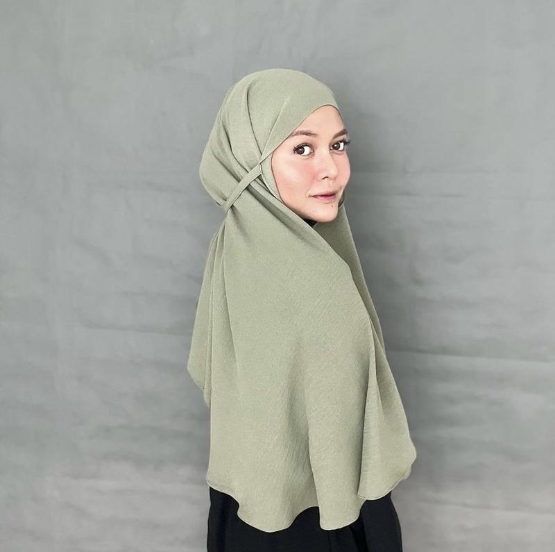 Bergo Crinkle Size L Airflow - Hijab Simple dan Cantik - Jilbab Instan Muslim Standar Nyaman Panjang Wanita 1