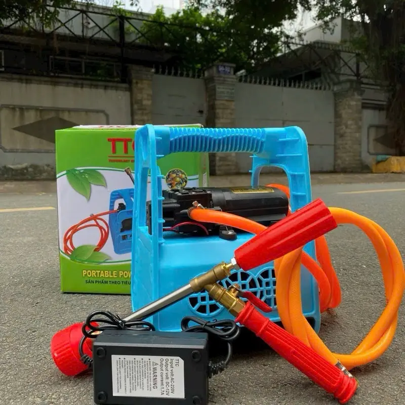 Máy phun xịt điện xách tay 2 bơm chạy acquy TTC