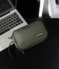 Gambar ANT PROJECT - Clucth Bag Hexagonal ASKA Green - Doppkit - Handbag - Green dari ANT Project Kota Bandung 3 Tokopedia