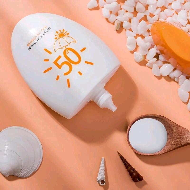 SPF 50 Sunscreen Whitening Sunblock Cream Wajah Dan Badan Sunscreen Sun Protect & Moisture Pelindung dari Sinar Matahari UV Protection Cream Tidak Lengket Tahan Air Double Whitening Lightweight Refreshing Mencegah Penuaan Dini 6