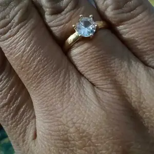 Cincin Titanium Wanita Anti Karat Gold Dan Silver Dengan Diamon Cantik Elegan Model Terbaru Tahan Lama