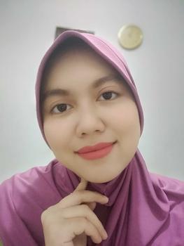 Product Review of 【live Campaign】O.TWO.O Haute Galaxy Swirl Liquid Highlighter High-definition Subtle Self-Lighting Makeup Shines from P**s c** h**e 2