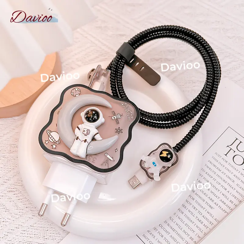 Pelindung Charger FOR REDMI/XIAOMI/POCO 33W&45W | Set 5 Item Motif Kartun Bahan TPU Pelindung Kabel Charger Untuk Charger FOR REDMI/XIAOMI/POCO 33W&45W 3
