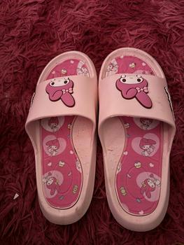 Product Review of kasual selesa dalaman kasut rata pantai selipar tebal tunggal Kuromi Anime Cinnamoroll bilik mandi slider kasut kanak-kanak selipar wanita selipar Flip flop Shoes from m**2 0