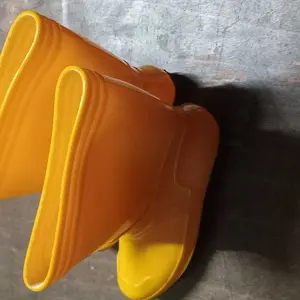 Sepatu Boots Pendek Pvc Karet Anti Air & Anti Slip Tinggi 25 cm - Sepatu Boots Safety Bahan Elastis Nyaman untuk PekerjaanProyek, Kesawah, Kebun, Pasar Model Unisex Ukuran 25-27 Murah & Bisa COD
