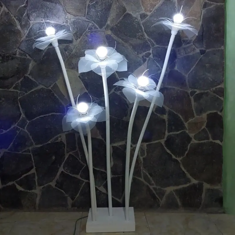 Standing Lampu Dekorasi.Standing lampu kelopak bunga, backdrop dekorasi pelaminan, Standing Lampu dekorasi.Rustic 1