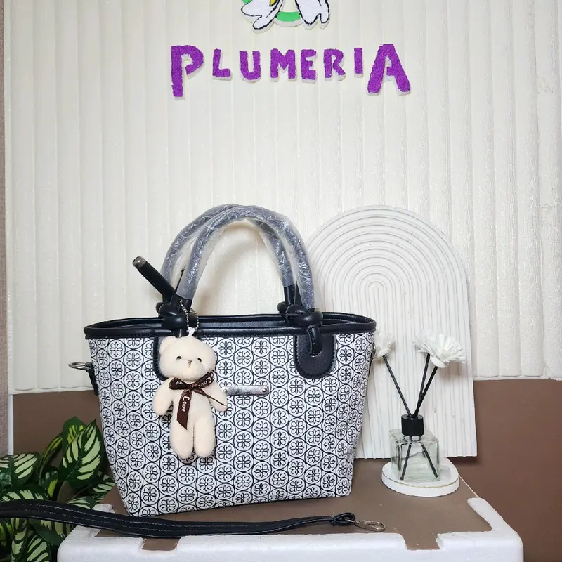 PLUMERIA PROJECT - Daisy Pattern Mini Totebag / Tas Wanita / Slingbag Wanita / Tas Selempang / Shoulder Bag / Tote Bag / Handbag 4