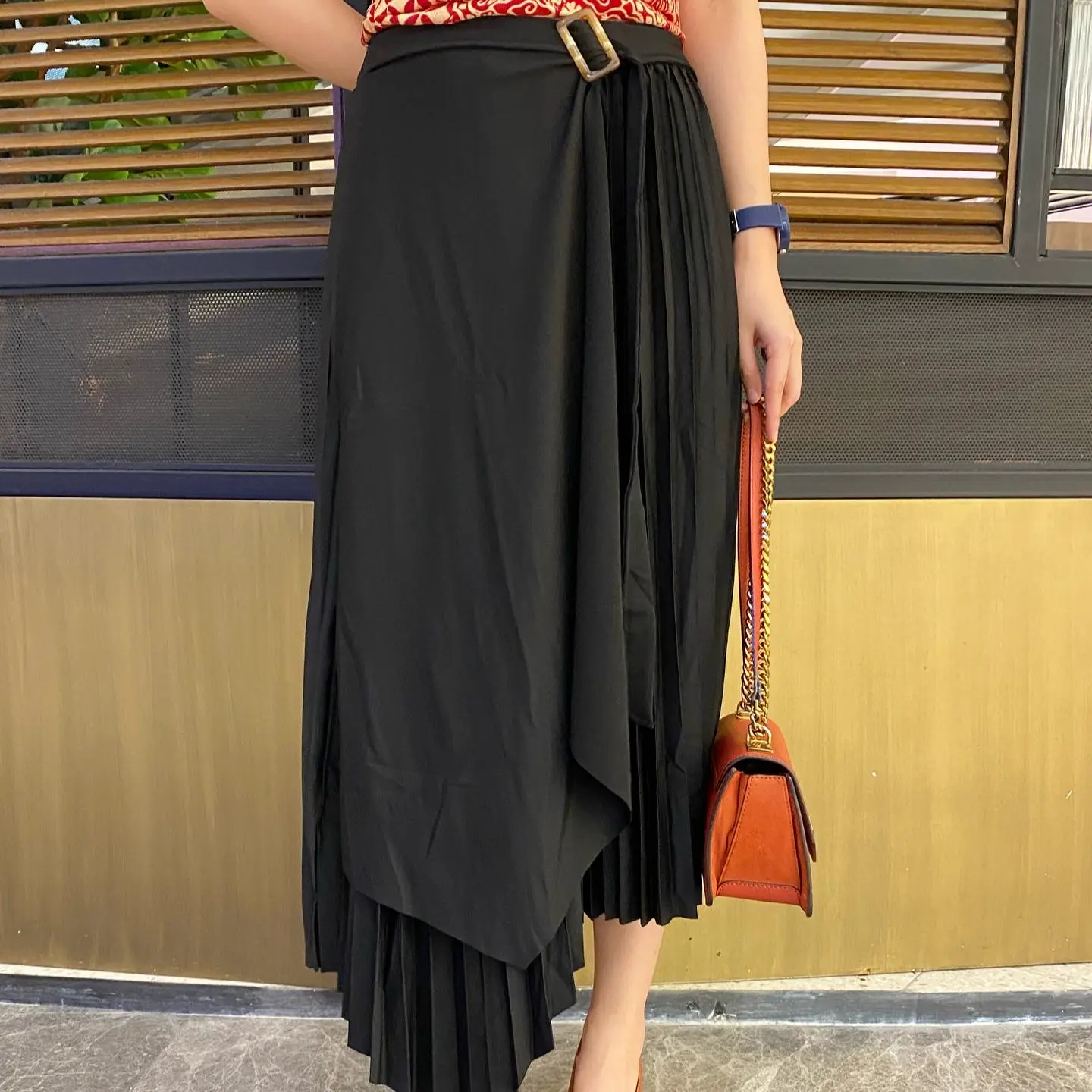 Lausboutique-Rok Asymetris Plisket-Rok Plisket wanita panjang Hitam Bawahan