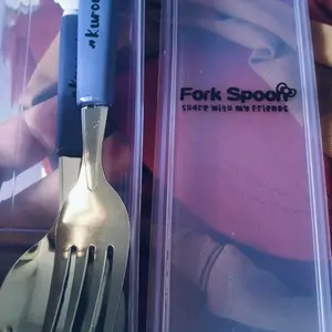 Tableware Rests Set dengan Karakter Lucu dan Desain Unik untuk Anak-anak dan Dewasa Kitchenware dengan Spoons dan Forks Kitchenware sendok garpu