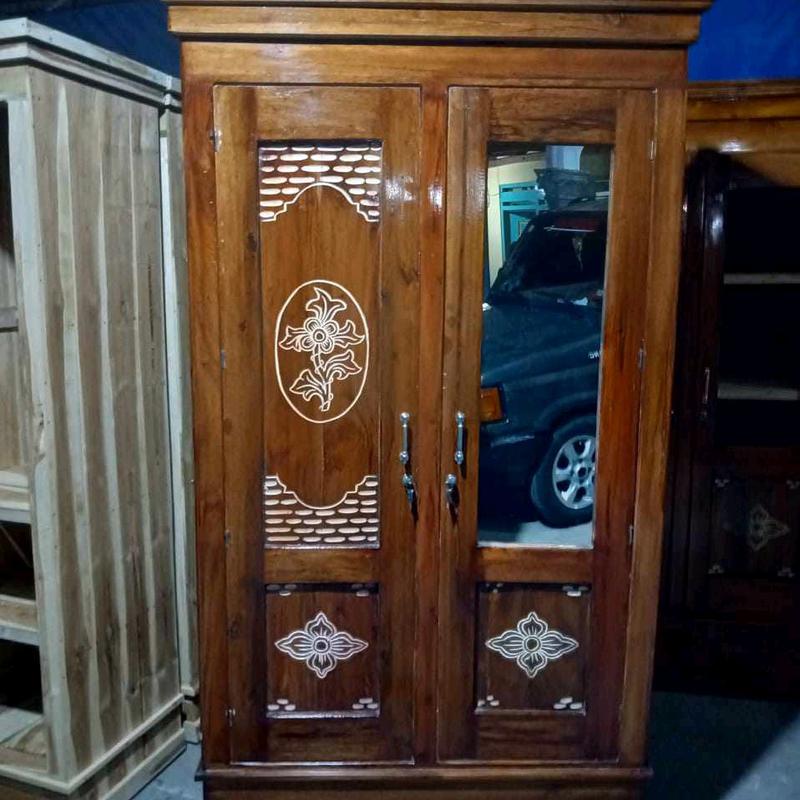 lemari kayu mahoni tua murah 6