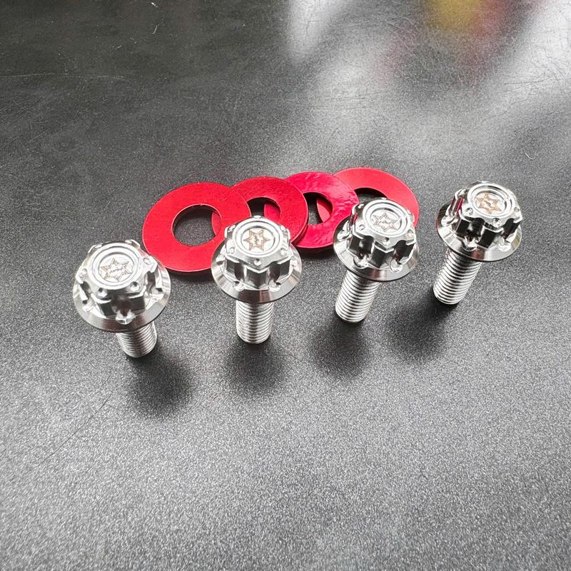 Bộ 4 ốc inox 304 gắn gác chân Exciter Winner các đời kèm lông đền đỏ phụ tùng Inox chất lượng cao độ bền tốt