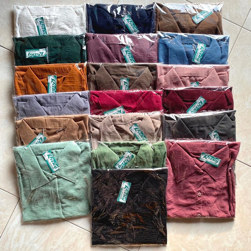 Atasan kemeja polos dan motif (semua warna tanyakan) 2