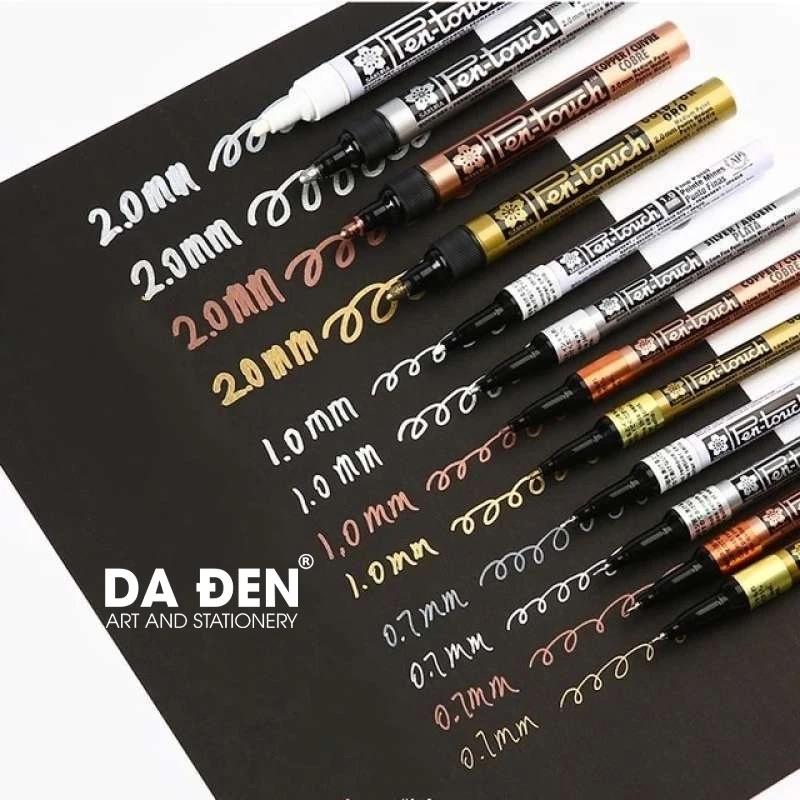   DA ĐEN  Bút Sơn Pentouch Sakura Viết Trên Mọi Chất Liệu Thiệp Cưới Nhựa Gỗ... 