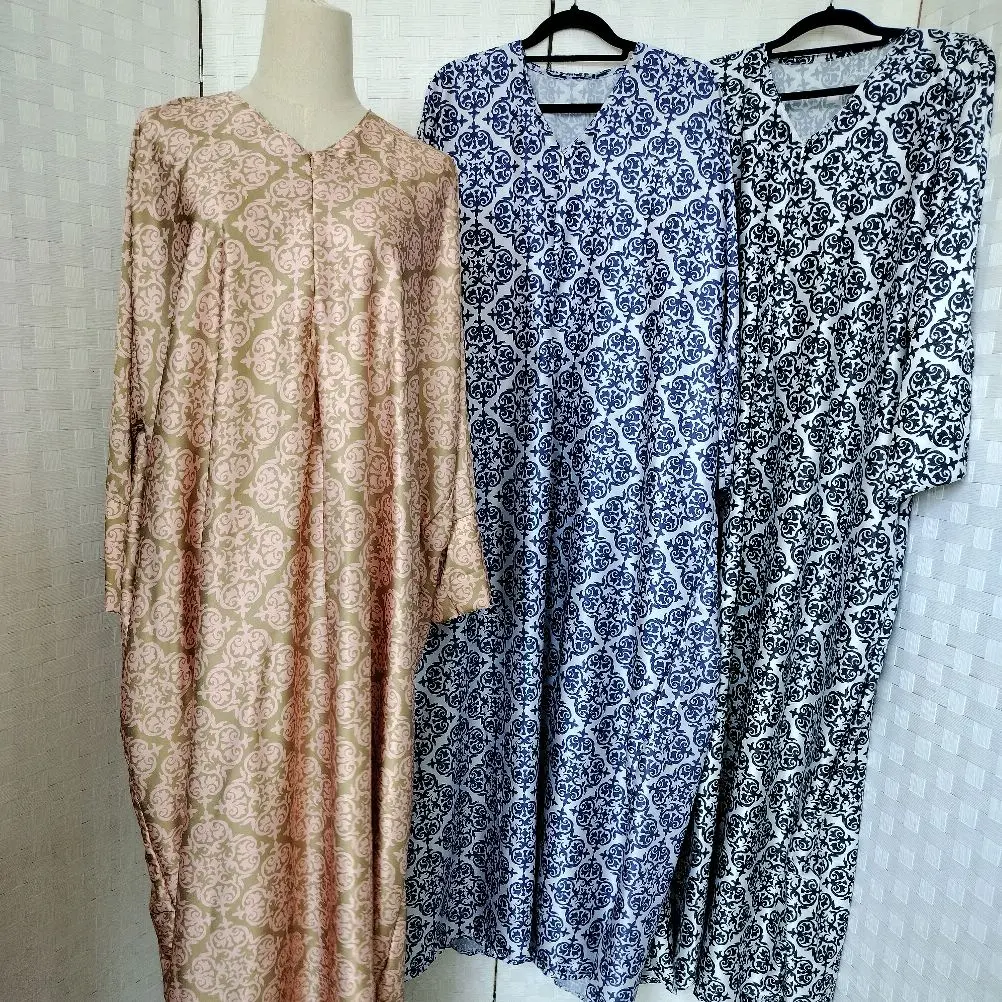 Kaftan Abstract Satin with zip and pocket