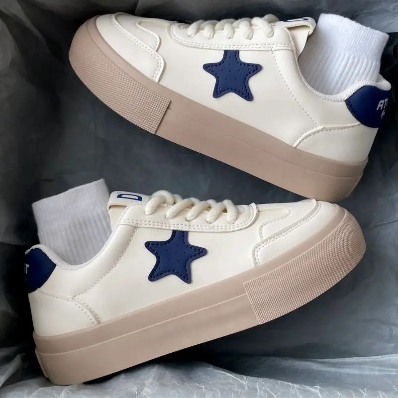 Yoyo- {PROMO} Twinkle Shoes Star / Sepatu Casual / Sepatu Sneakers Wanita - Star / Korean Style