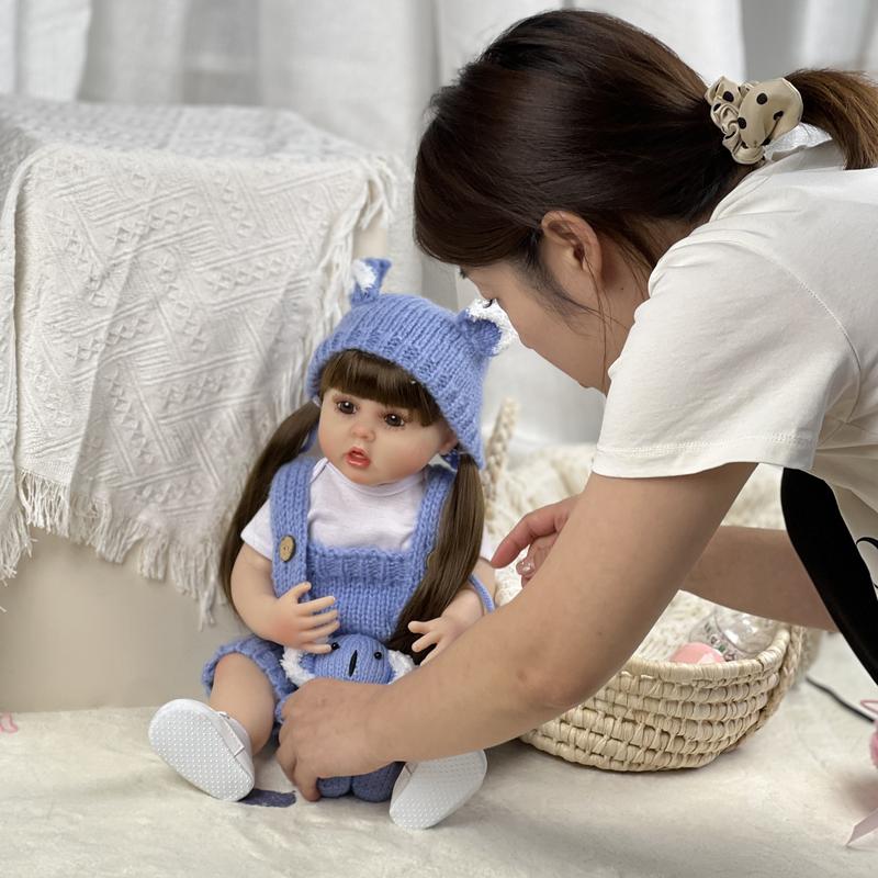 Product Introduction of Y&S  22 Inch Reborn Bebe Waterproof Lifelike Newborn Baby Realistic Doll Handmade Soft Vinyl Bebe Newborn Doll Gifts for Children Gift Can have bath 20