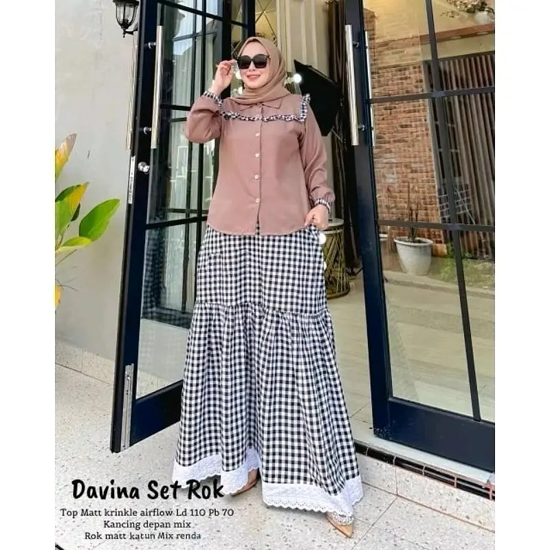 Setelan Baju Wanita Kekinian Davina Set Rok Bahan Atasan Crinkle Airflow Rok Katun Mix Renda Mewah 2