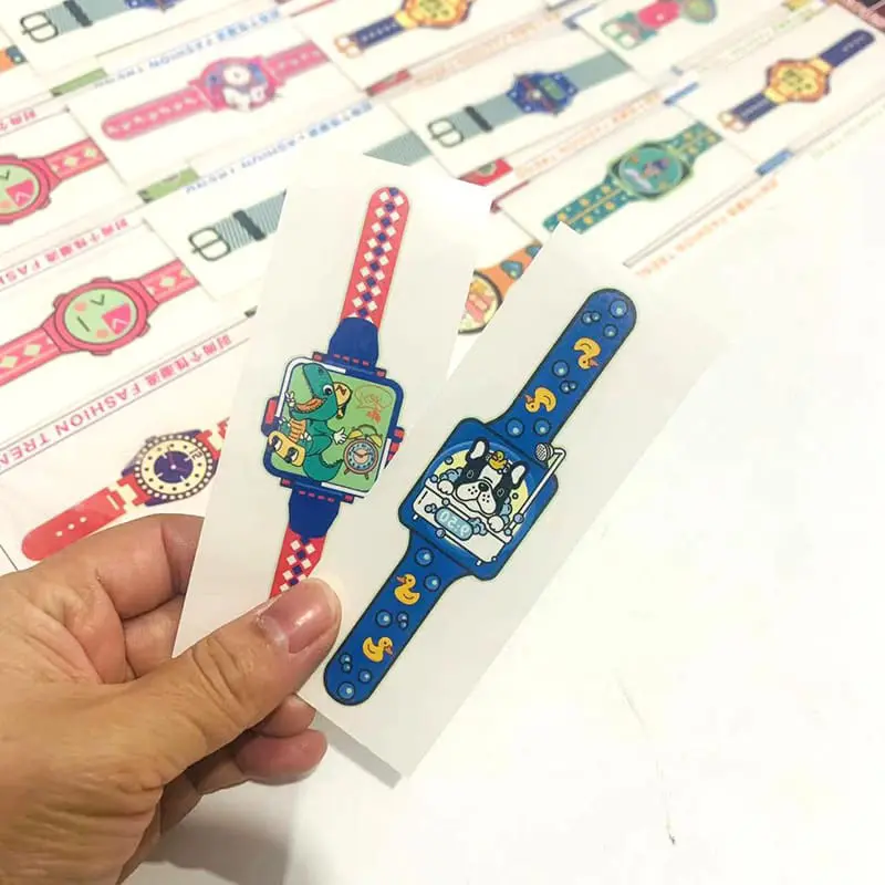 Stike Anak Glow in the Dark Menyala - Pack 1 ISI 2 Pcs Sticker - Fashion Motif Random 5