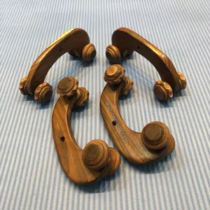 Alat Pijat Terapi Refleksi Kayu Tapal Kuda