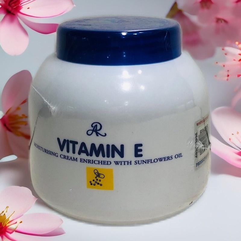  Aron Kem Vitamin E Dưỡng Ẩm Thái Lan 200g Chiết Xuất Thiên Nhiên Sáp Ong Dầu Hạt Hướng Dương Làm Đẹp Da Trắng Sáng Mịn Màng 
