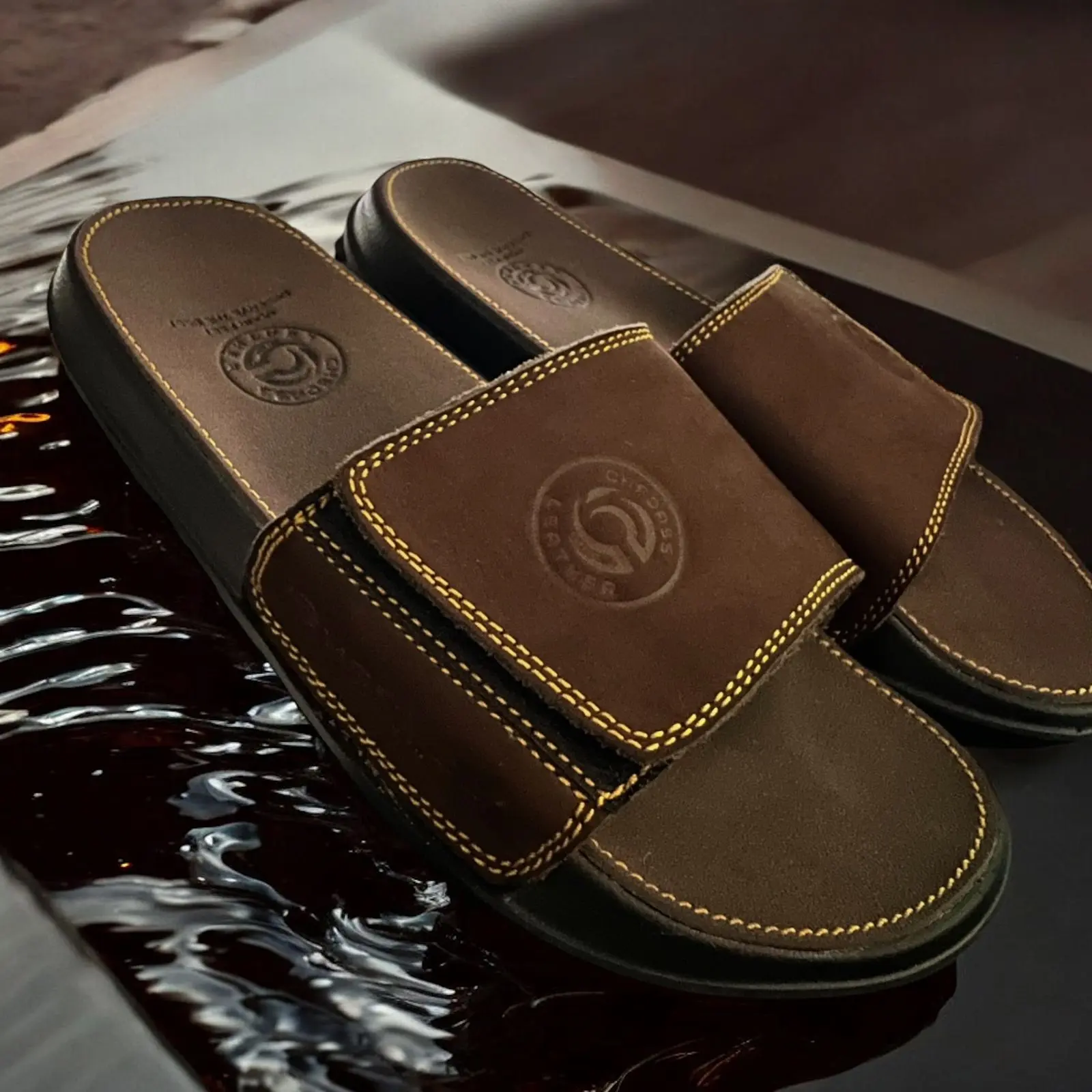 Sandal Chedass Pria Garut Kulit Asli Slide Slop 3G NU Buck Motif Coklat