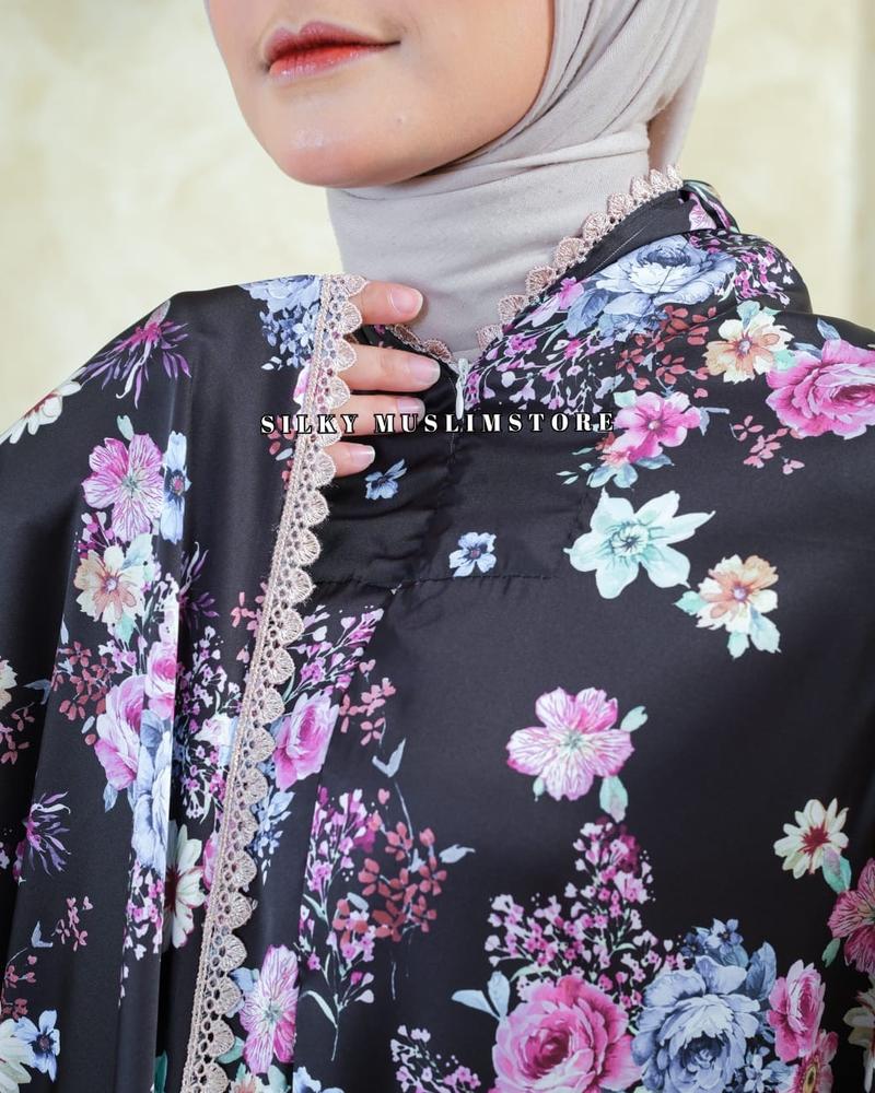 Product Introduction of SILKY MUSLIMSTORE / MUKENA DEWASA / Bawahan POLOS / MODEL 2IN1 / Atasan MOTIF Lembut / Pouch Traveling 19