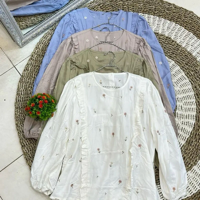 Blouse bahan rayon twill motif lucu
