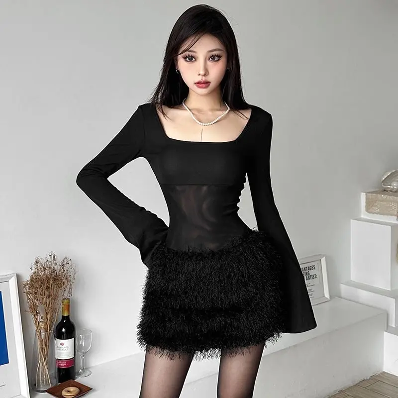 Váy Khối Màu Đen Cổ Vuông, Phong Cách Cô Gái Nóng Bỏng Quyến Rũ, Bó Sát Vừa Vặn, Khâu Lông Thú, Thiết Kế Nhún Eo 4