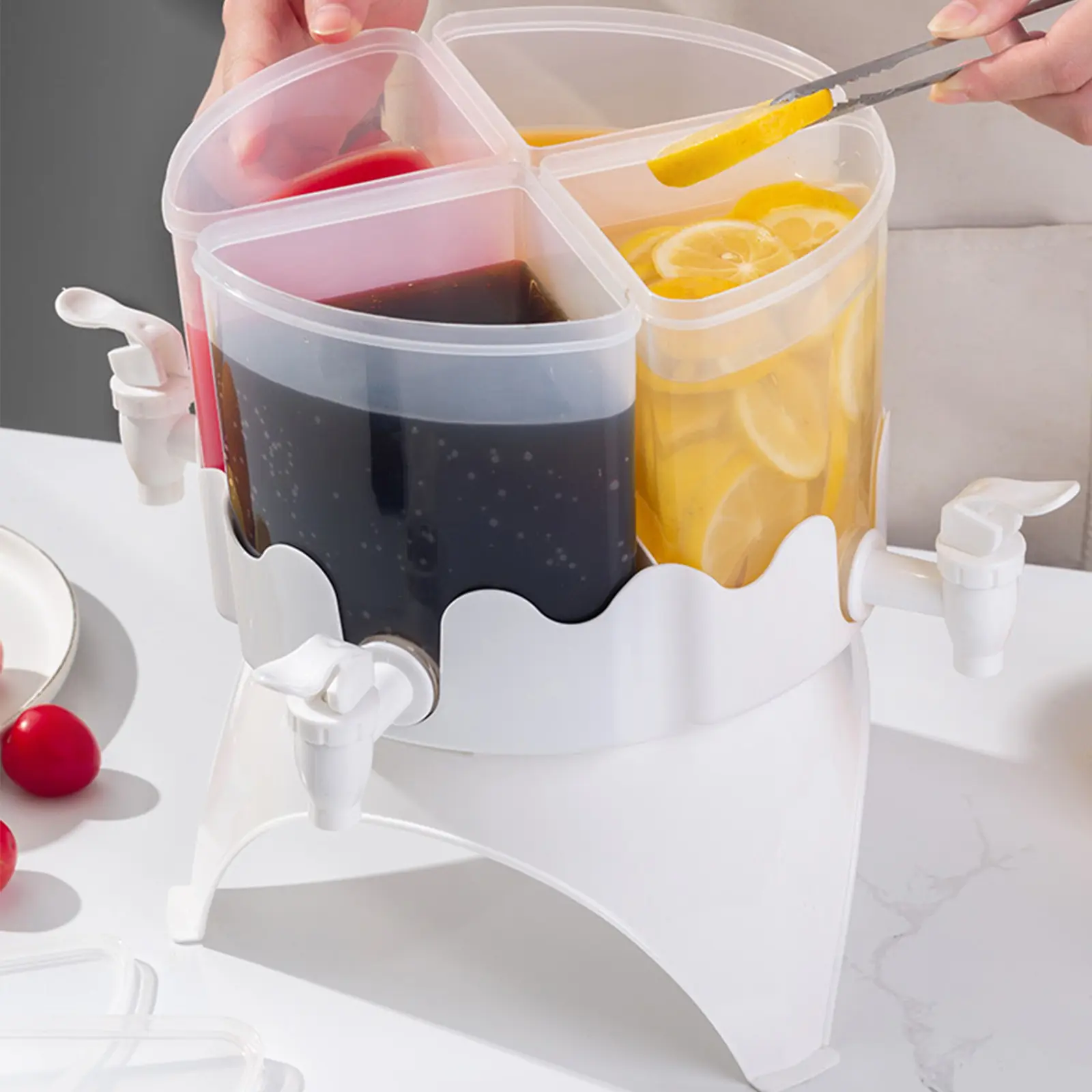 Cold Kettle with Faucet Juice Jug Large Capacity Dispenser Cold Water Jug 4 in 1 Water Bottle 4L for Home Wedding Daily Use Bar Party