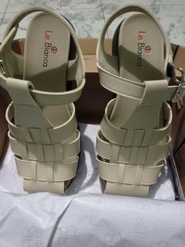 Product Review of Le Bianca ALY 21-0900 Sepatu Sendal Wanita Flat Sandal Army from m**l 0