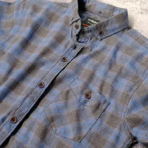 Kemeja Flanel Harian – Nyaman Dipakai Seharian