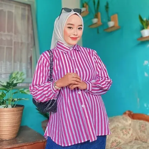 Kemeja Wanita Motif Silang Belakang Stripe Garis Salur Bahan Polly Rayon 8