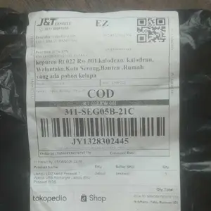 Lampu LED Kedip Pesawat 7 Warna USB Recharger Lampu Blitz Pesawat RGB