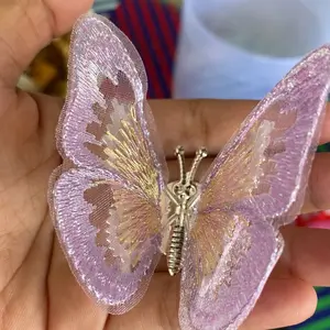 【Ioorud】 Ornamen Kupu-kupu 3D Dekorasi Interior Mobil Aksesoris Konsol Tengah Lucu Car Dasbor Hiasan Kendaraan