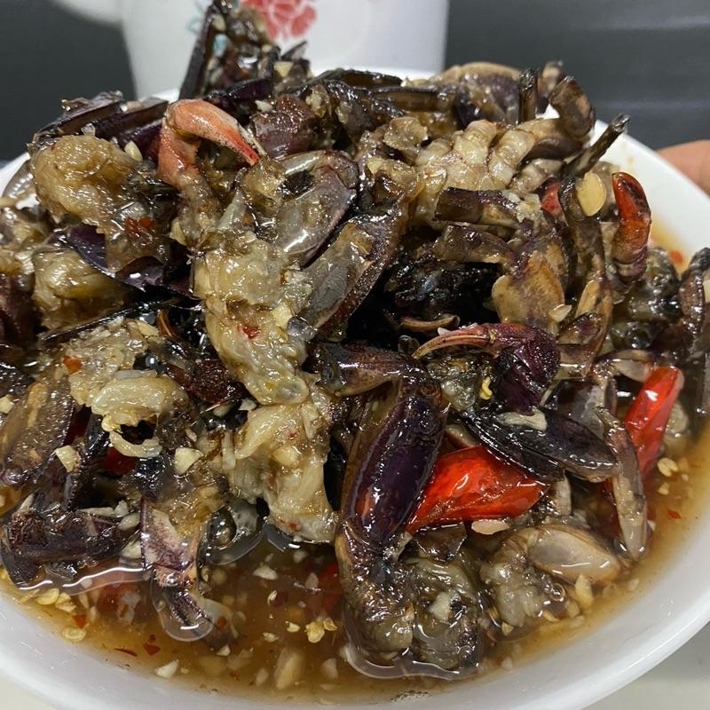 700g Mắm ba khía sữa trộn tỏi ớt, gia vị mặn ngọt (gồm ba khía và nước)